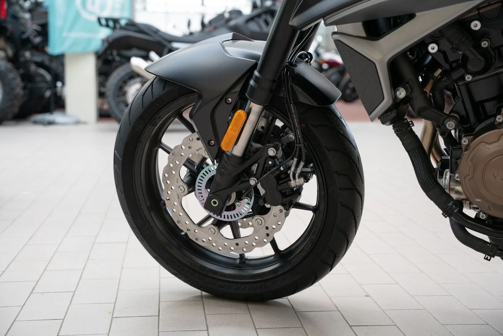 Voge R625