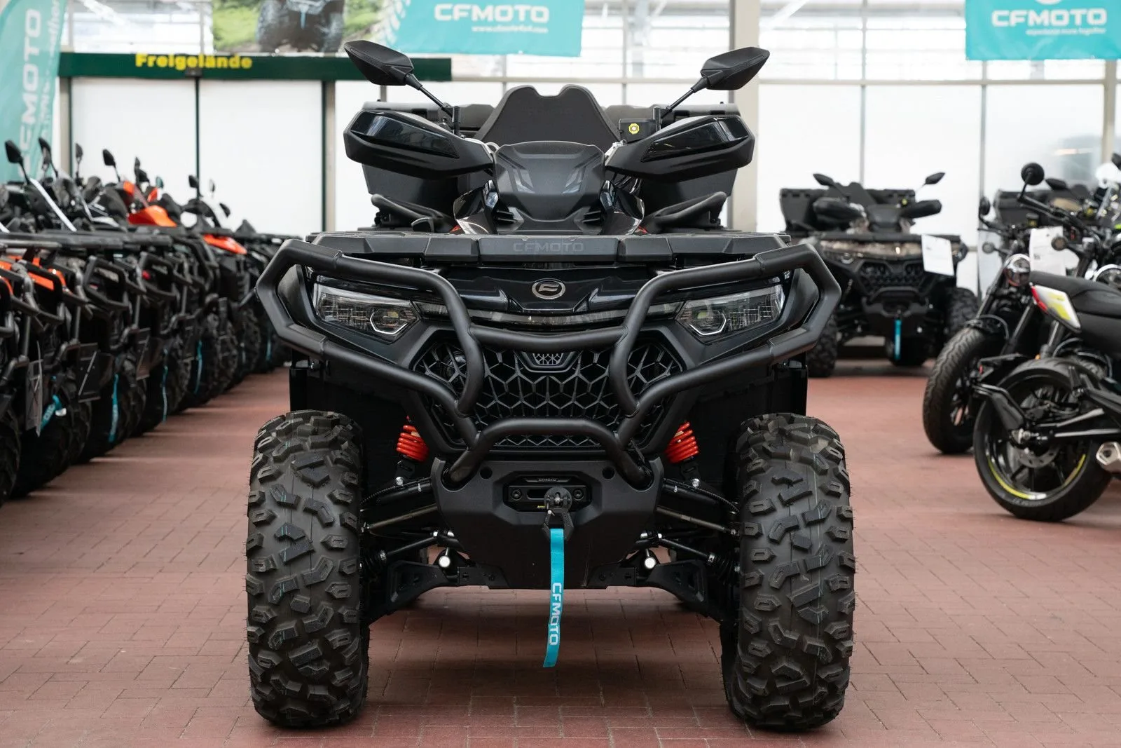 CFMOTO CFORCE 1000 Touring Pro