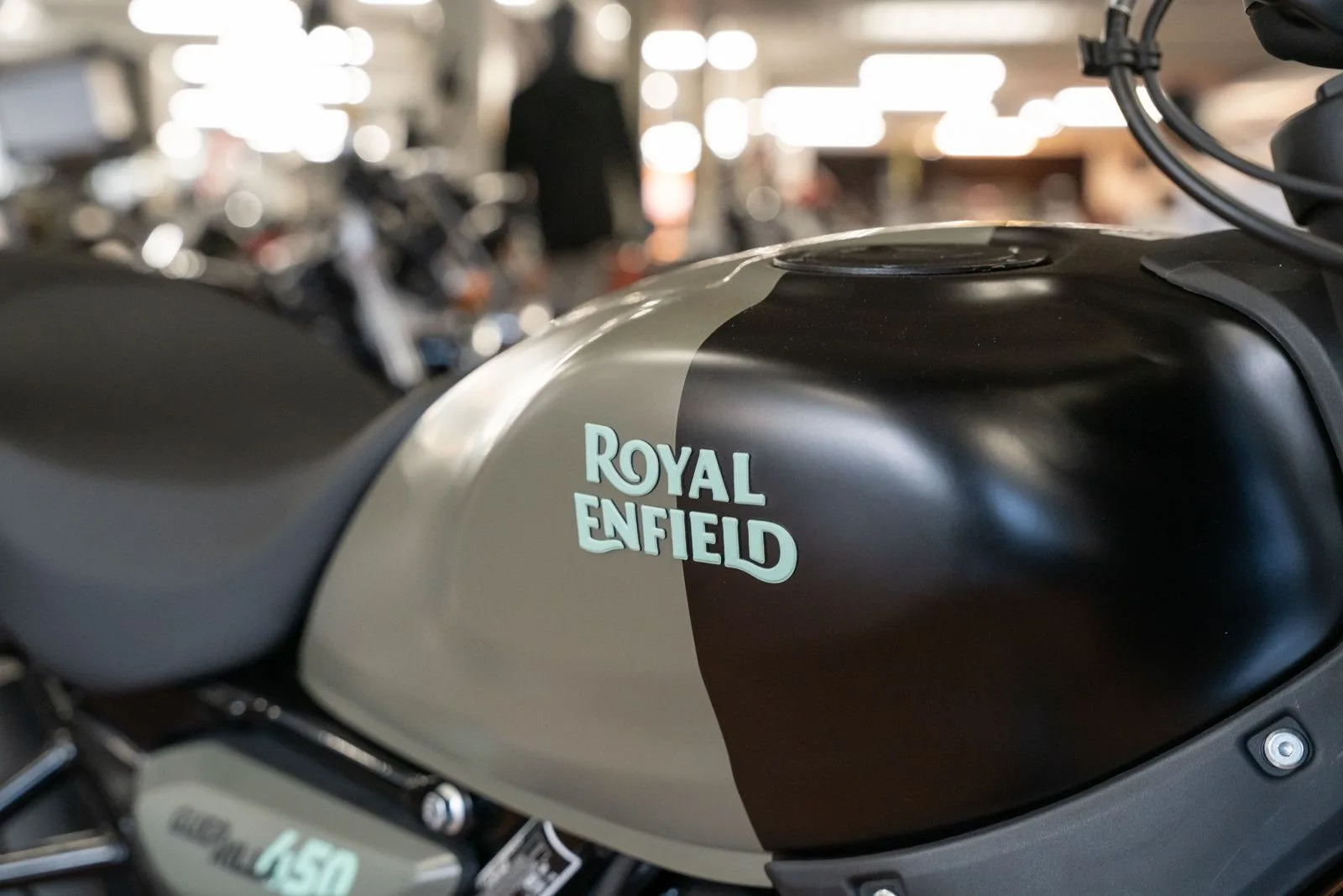 Royal Enfield Guerrilla 450