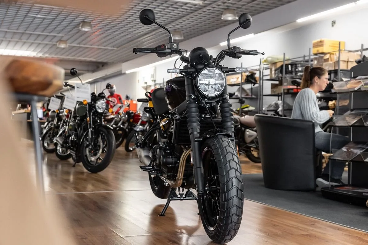 Royal Enfield Guerrilla 450