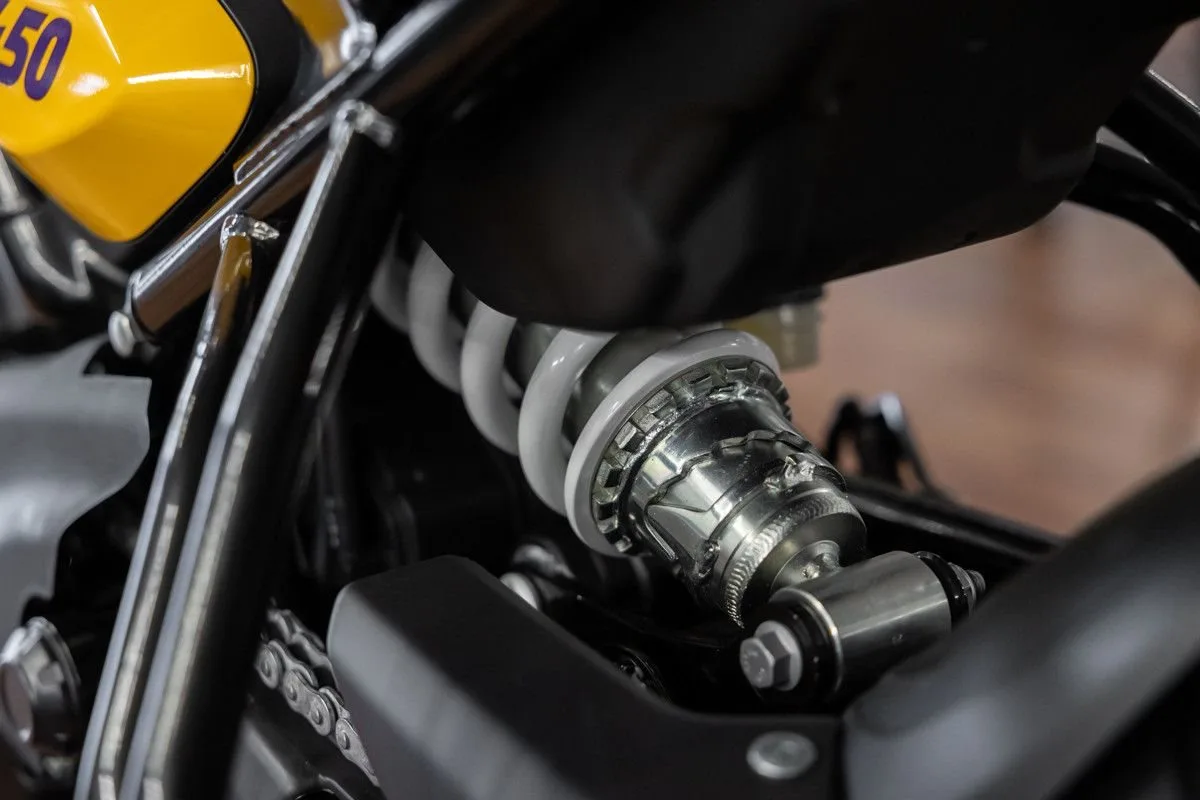 Royal Enfield Guerrilla 450