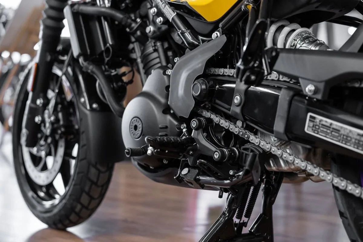 Royal Enfield Guerrilla 450