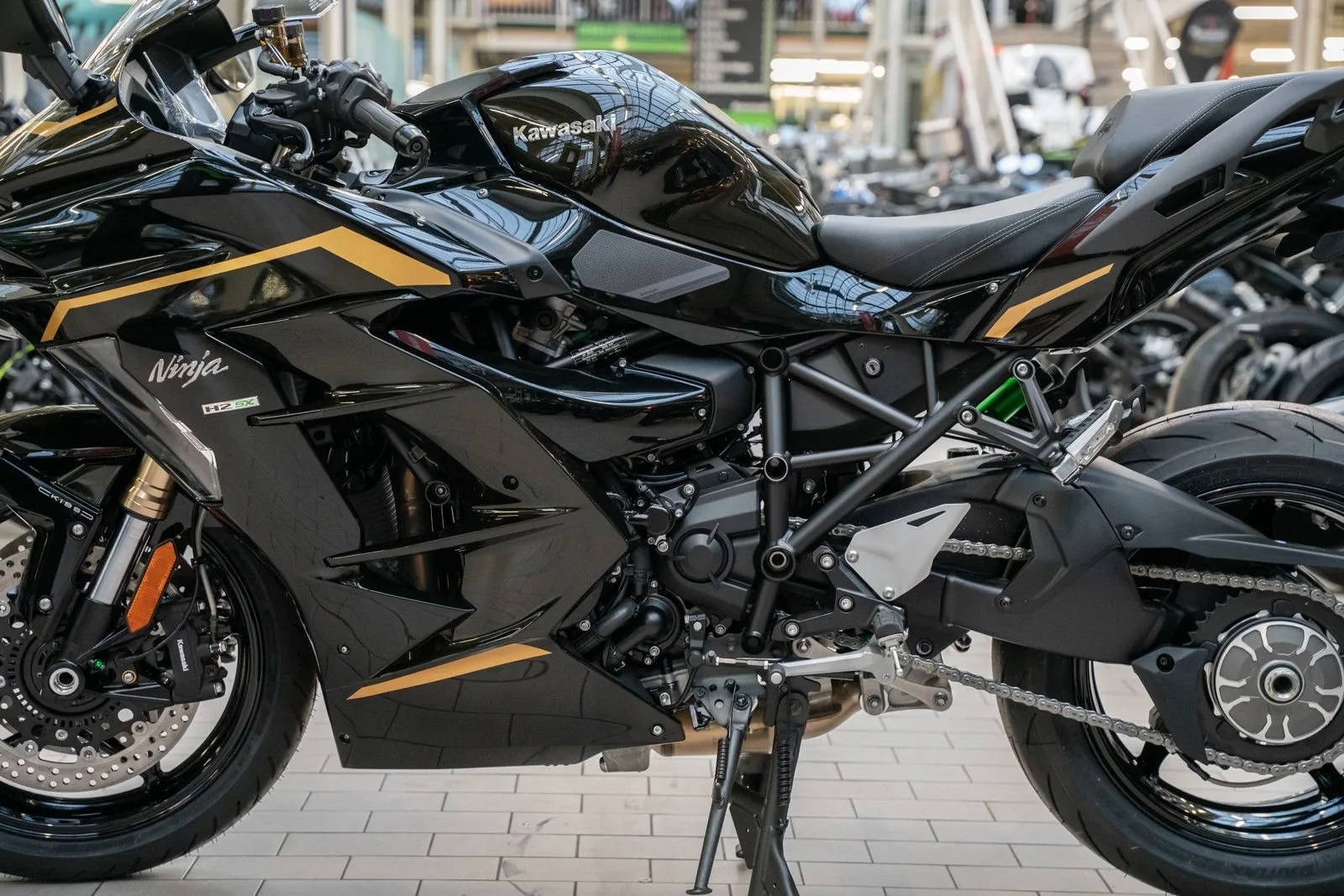 Kawasaki Ninja H2 SX