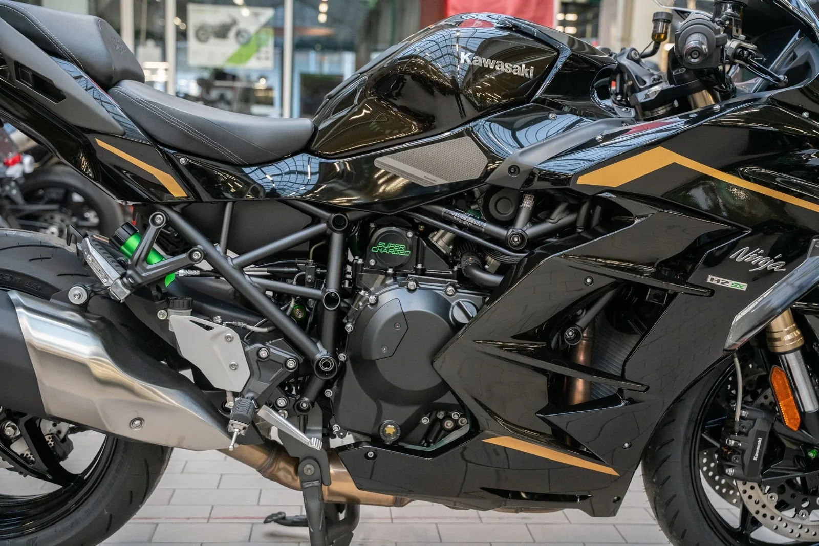 Kawasaki Ninja H2 SX