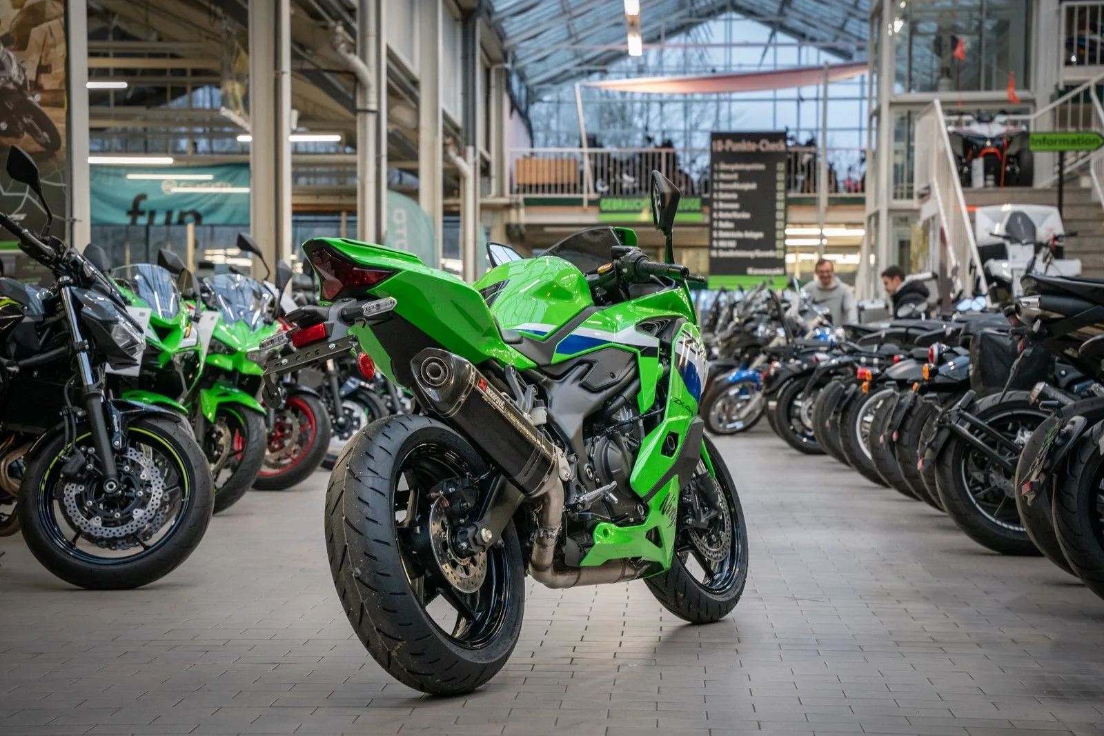 Kawasaki Ninja ZX-4RR