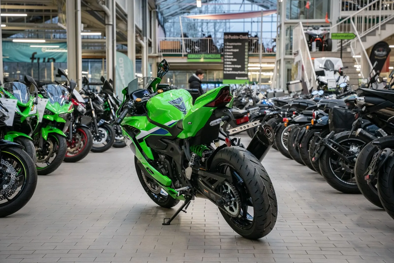 Kawasaki Ninja ZX-4RR