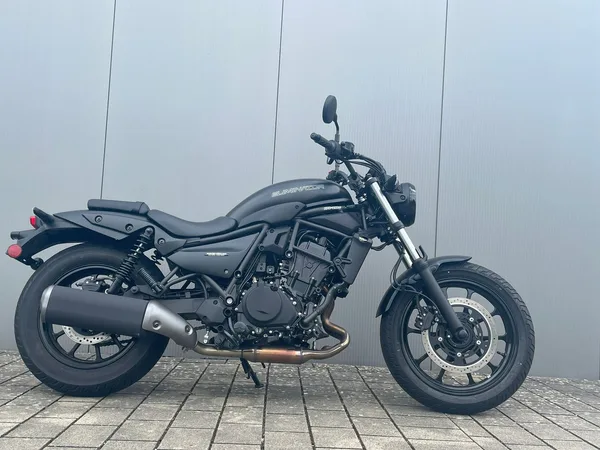 Kawasaki Eliminator 500