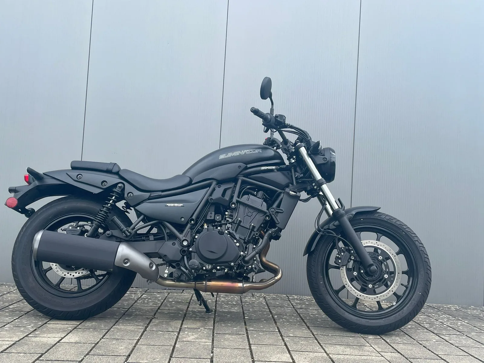 Kawasaki Eliminator 500