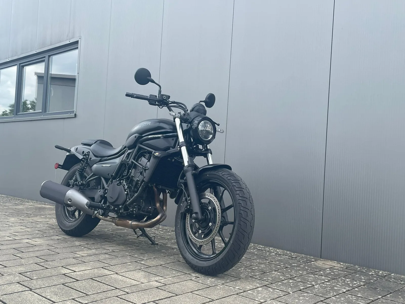 Kawasaki Eliminator 500