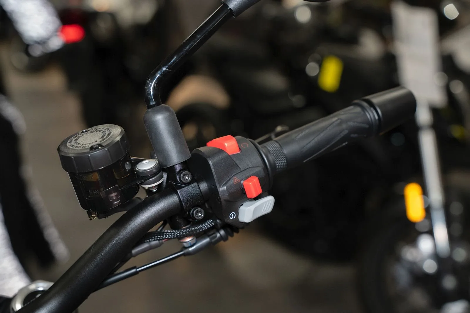 QJ Motor SRK 600 PRO