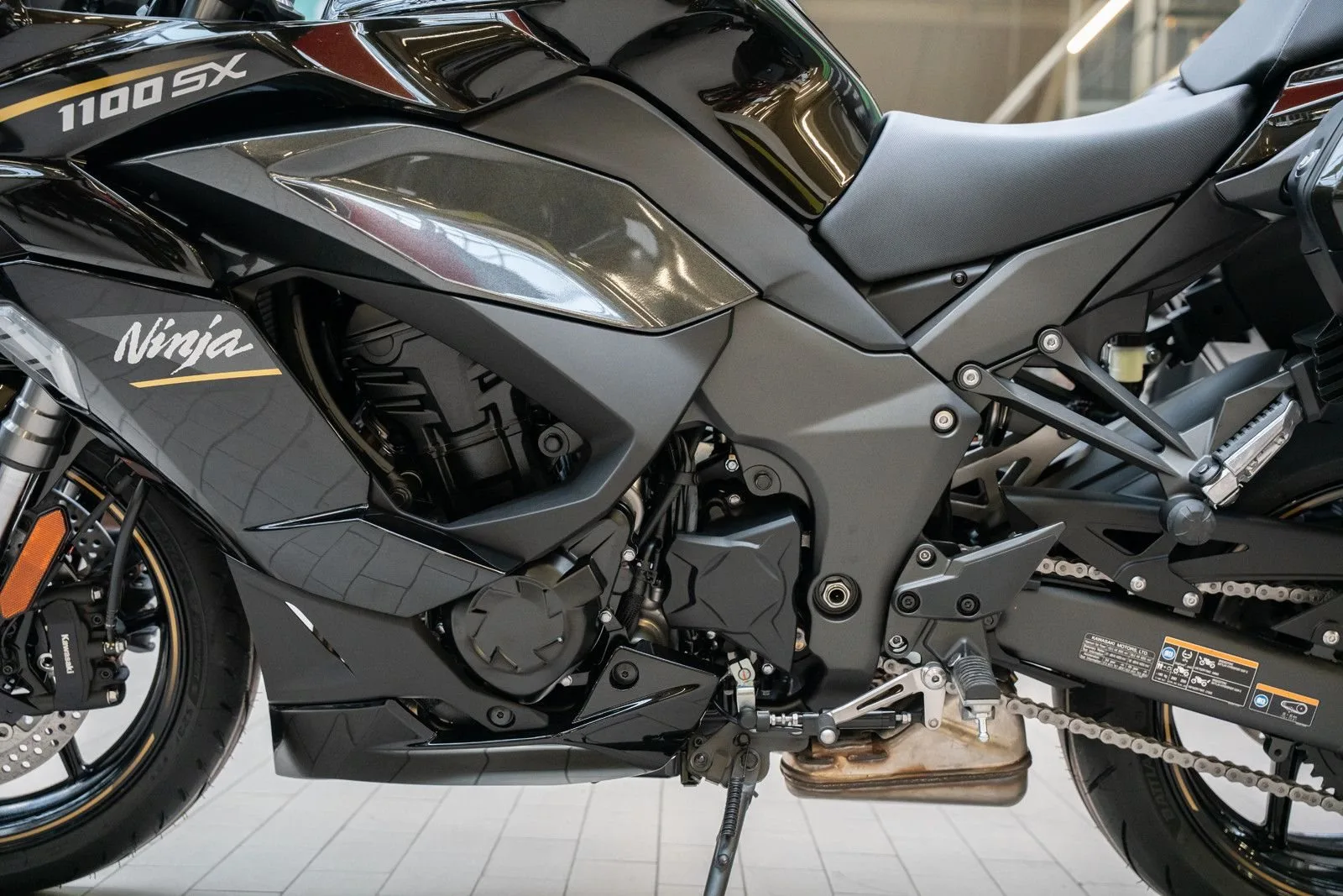 Kawasaki Ninja 1100SX