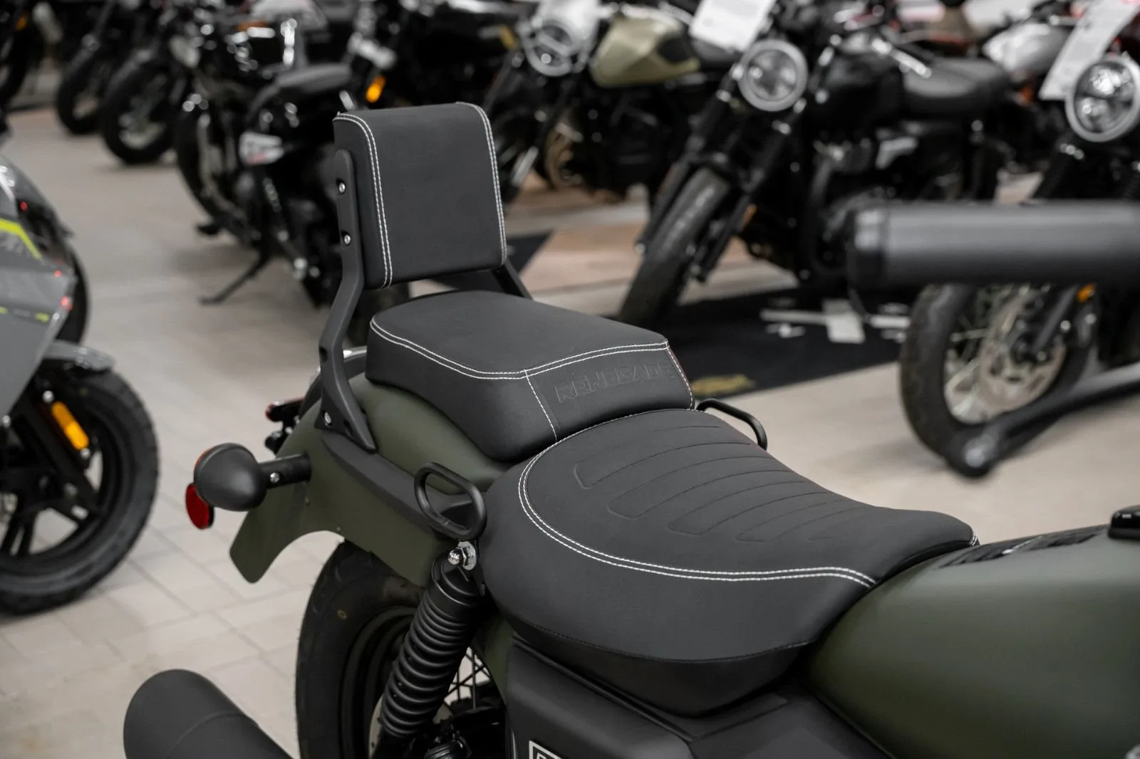 United Motors UM Renegade Commando 300