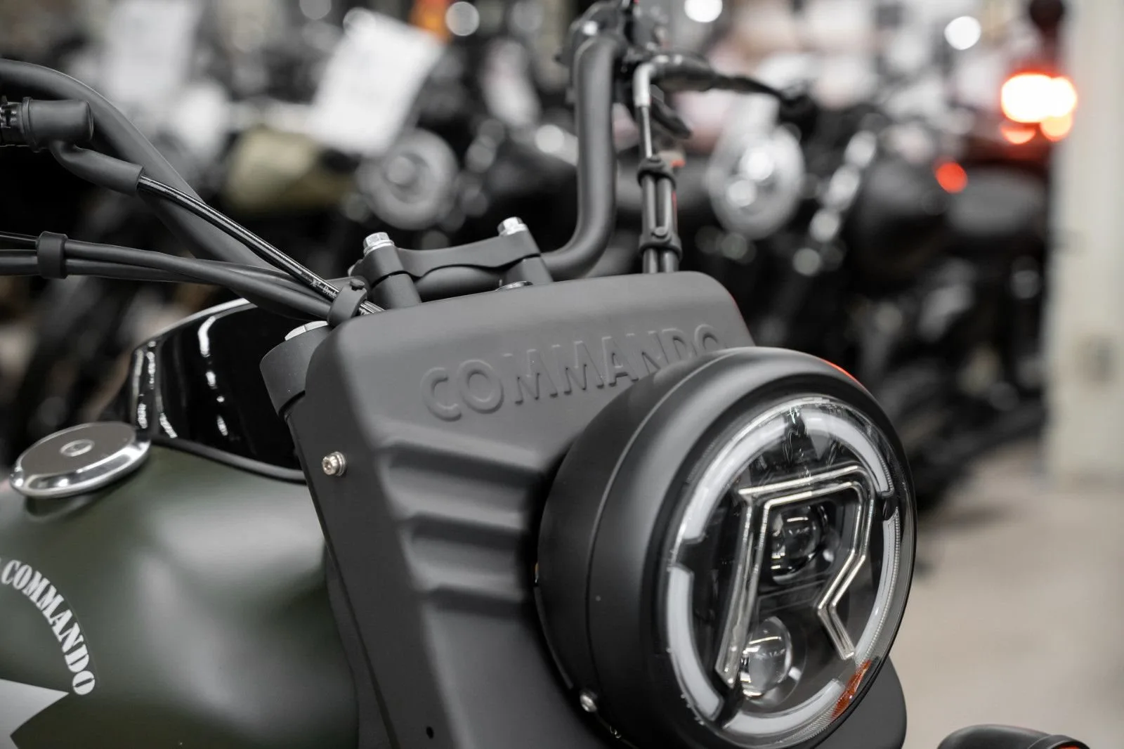 United Motors UM Renegade Commando 300