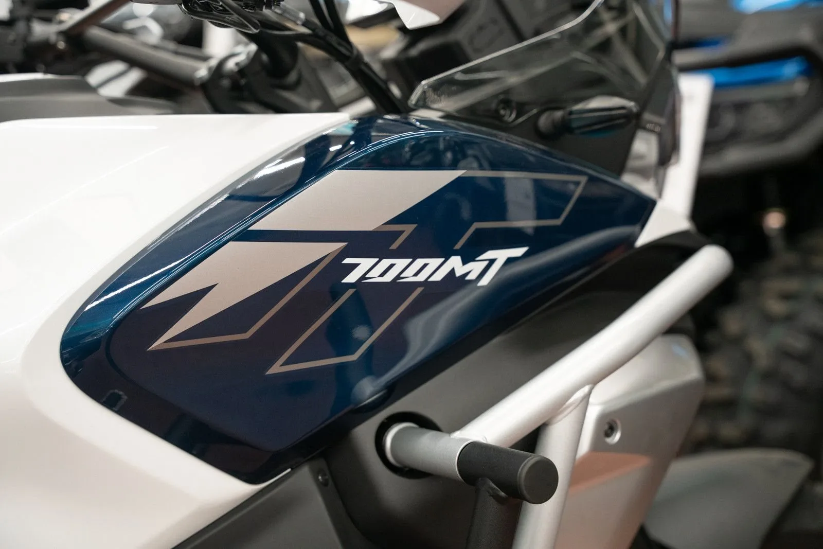 CFMOTO 700MT