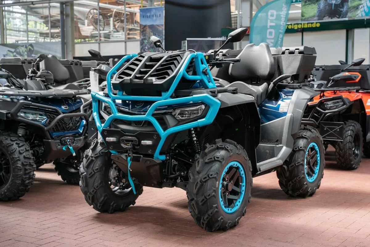 CFMOTO CFORCE 1000 MUD Version
