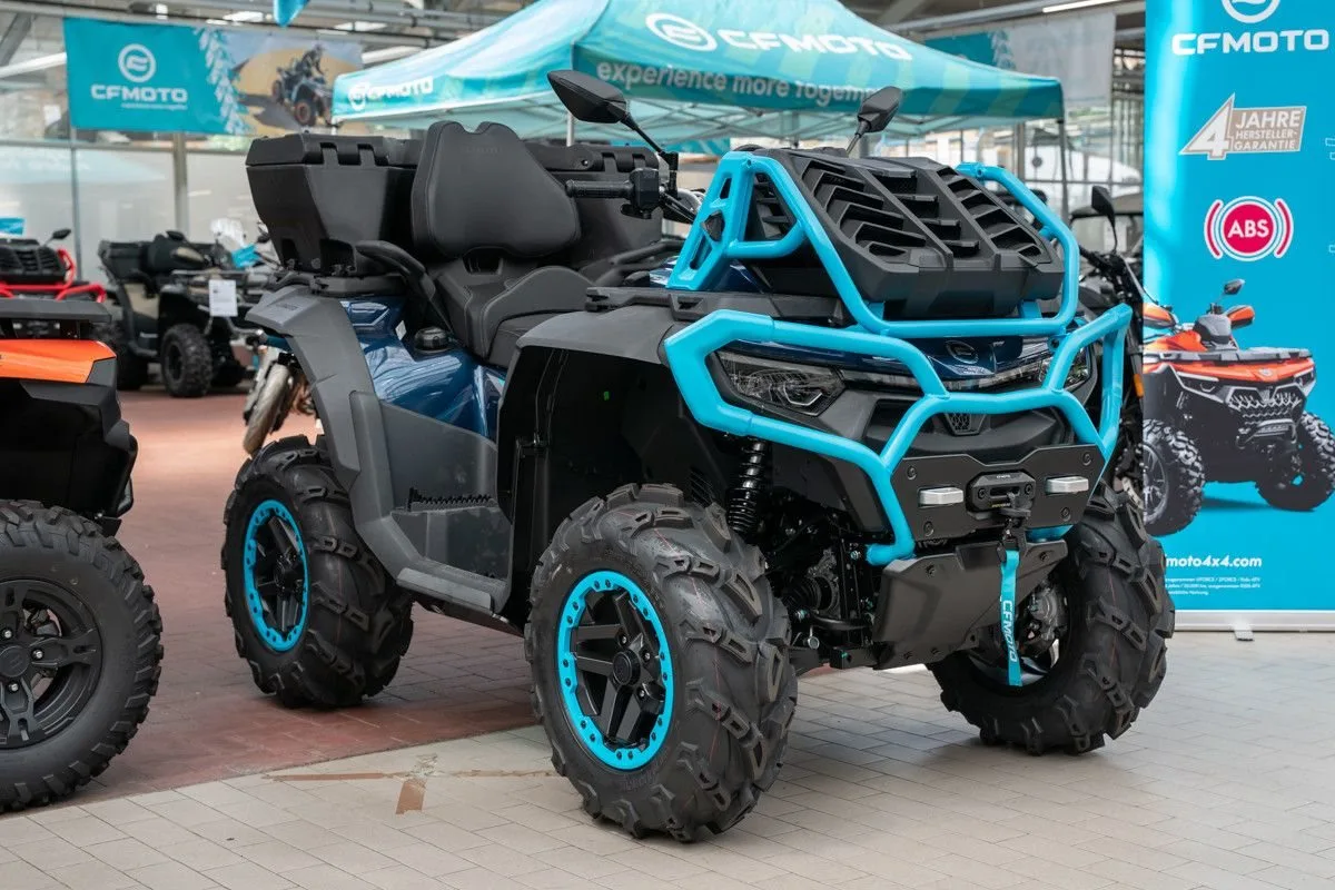 CFMOTO CFORCE 1000 MUD Version