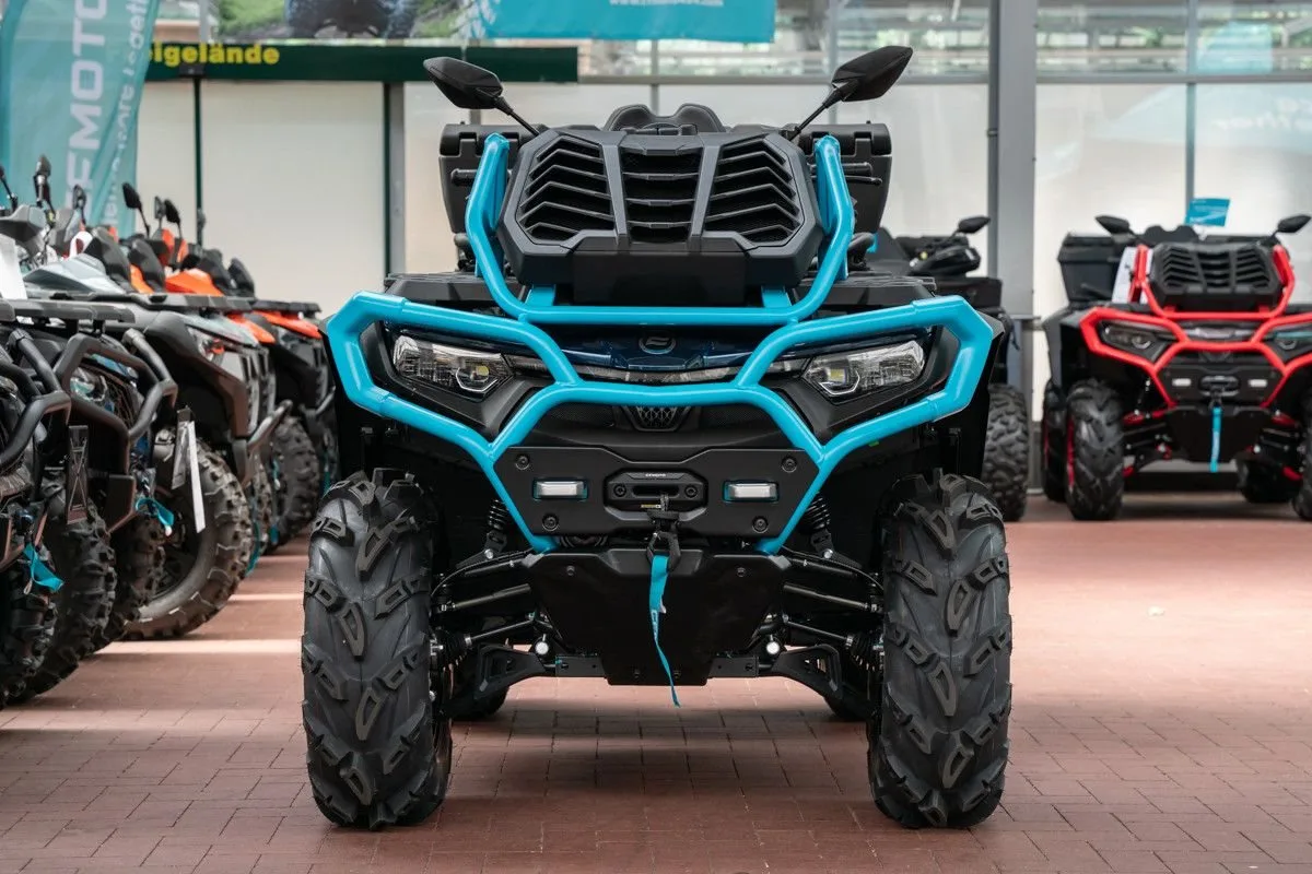 CFMOTO CFORCE 1000 MUD Version