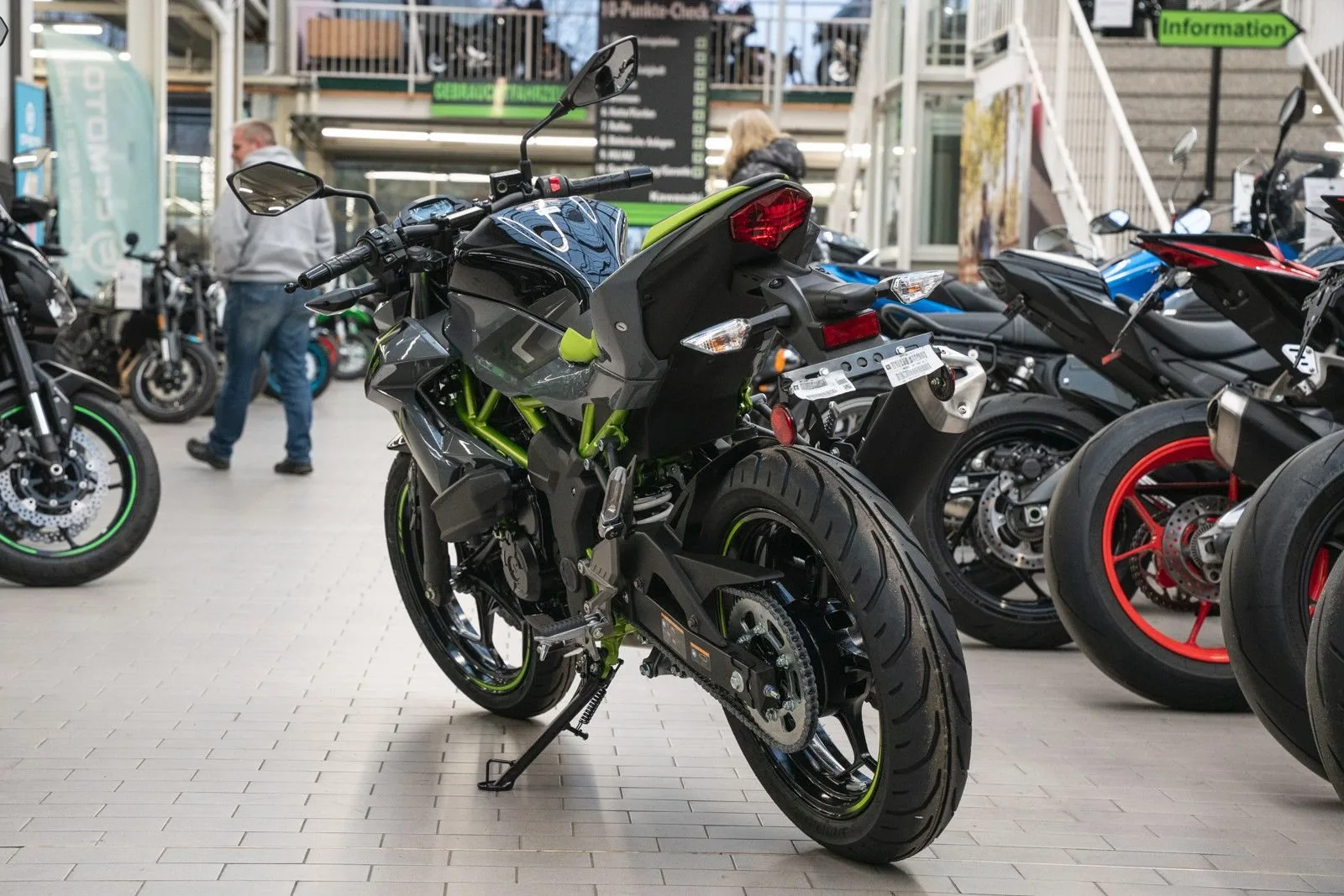 Kawasaki Z125