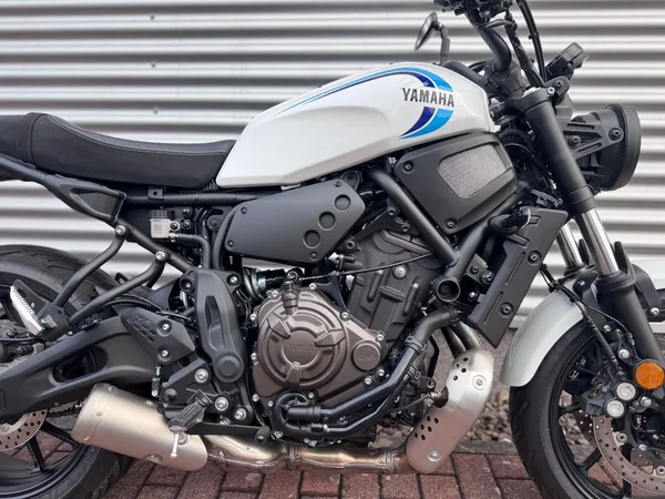Yamaha XSR700
