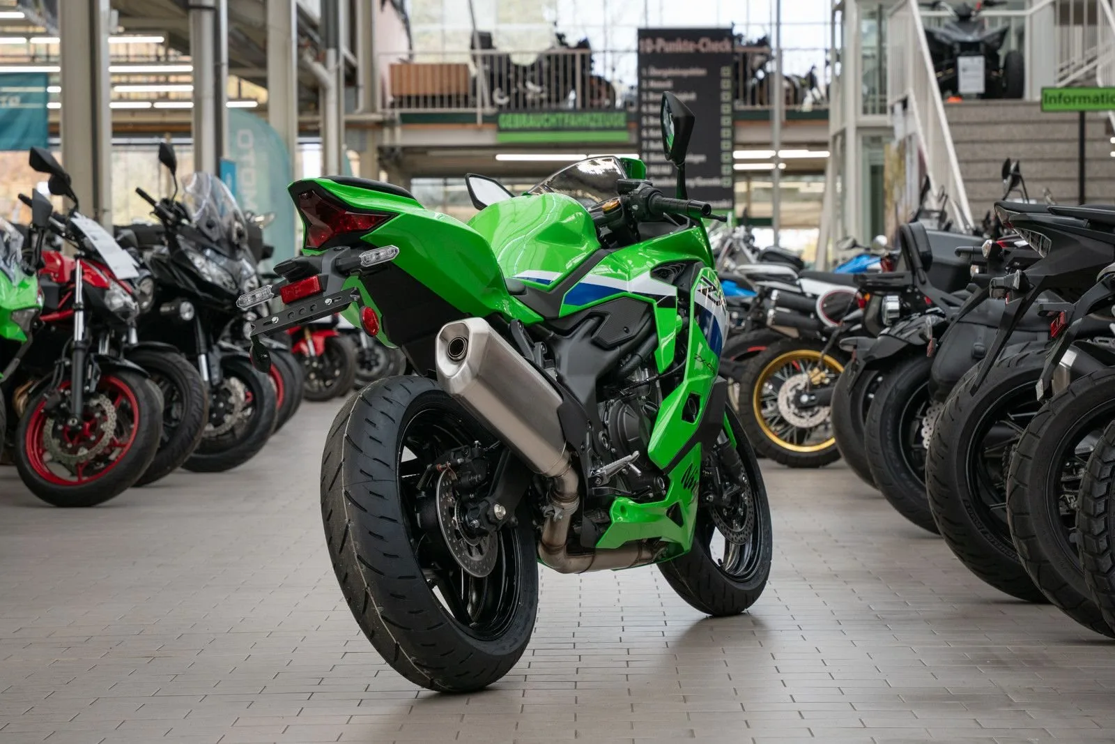 Kawasaki Ninja ZX-4RR
