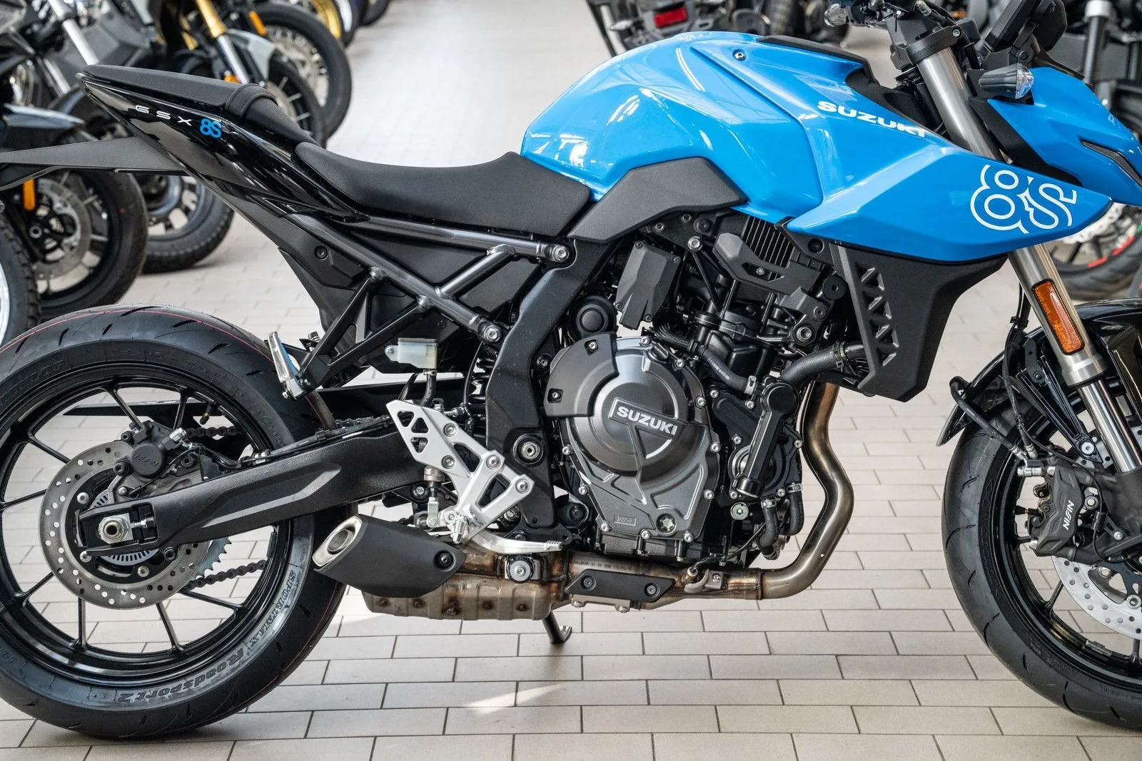 Suzuki GSX-8S