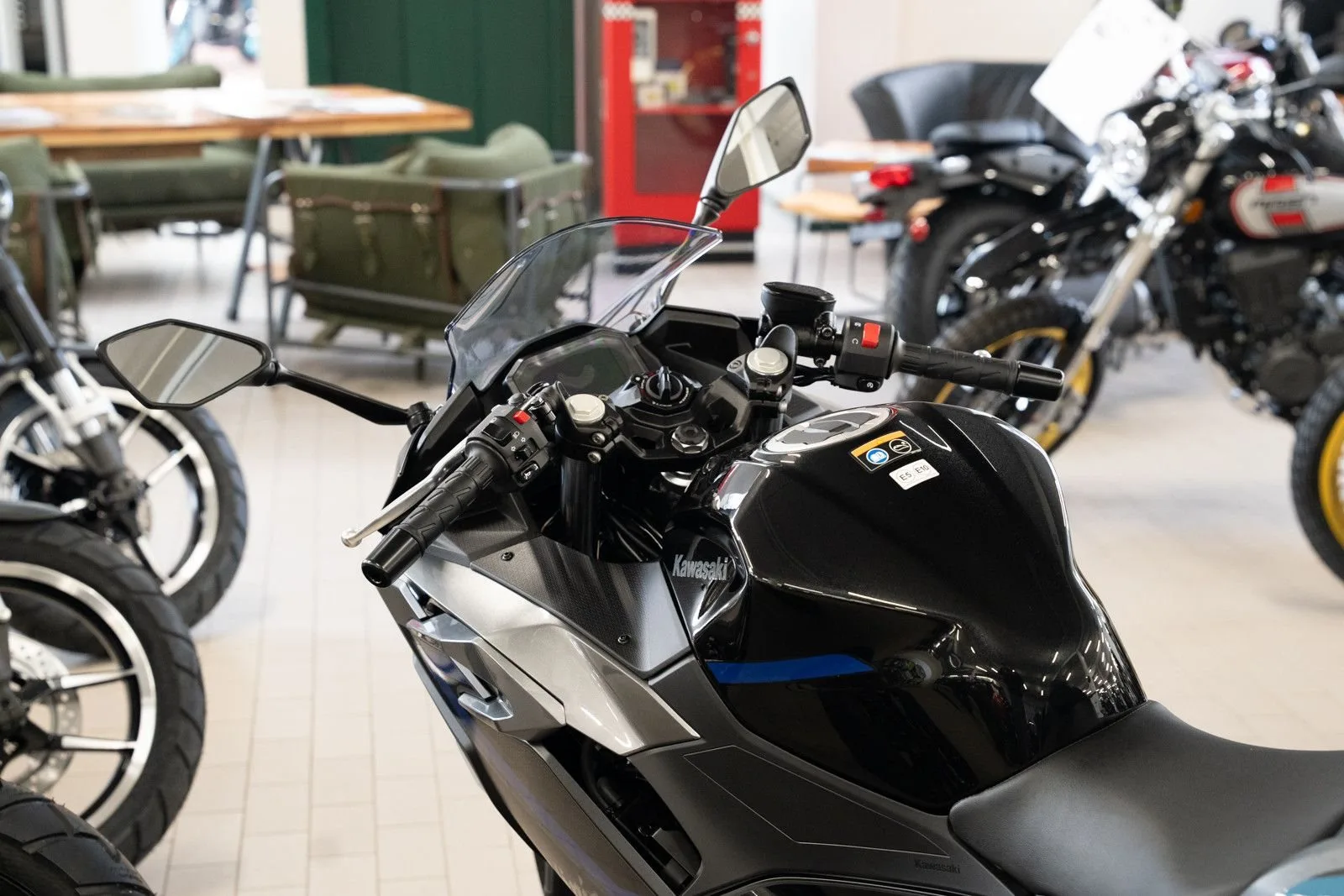 Kawasaki Ninja 500 SE