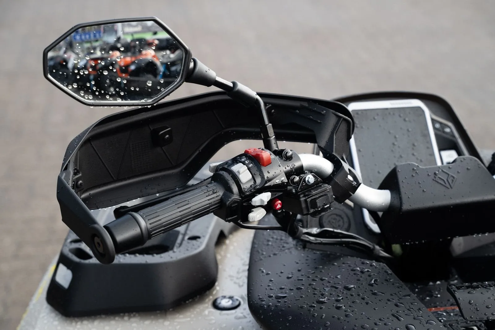 Benda Darkflag 500 Commander