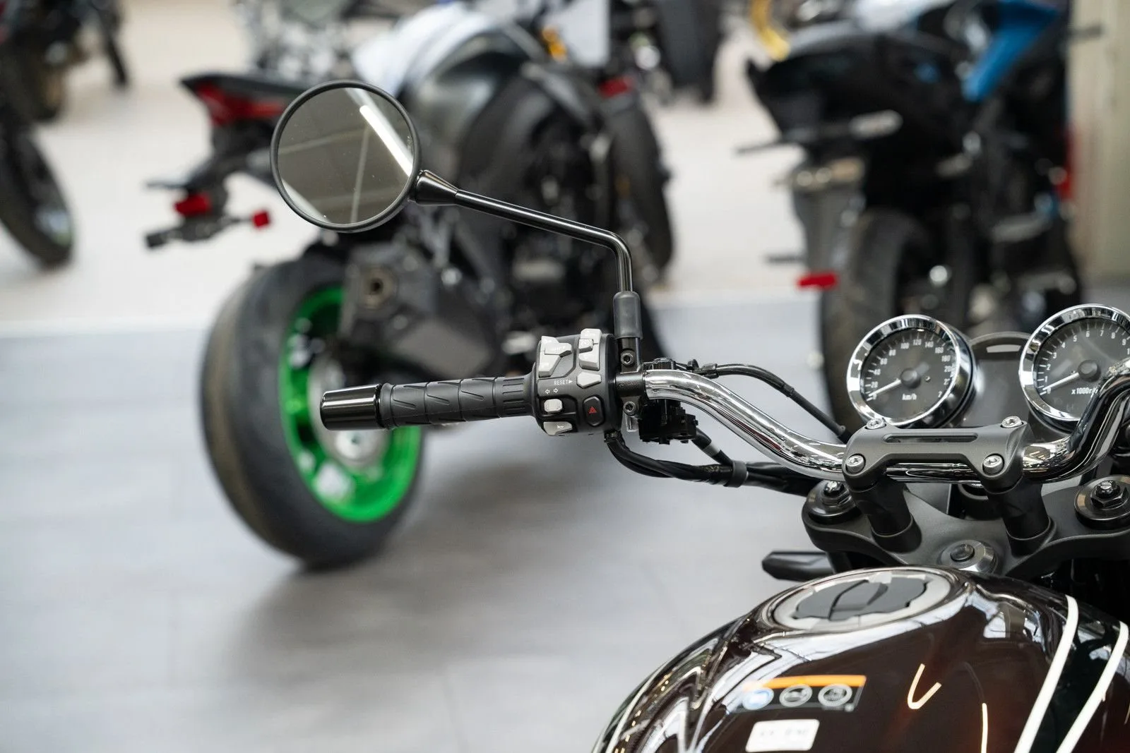 Kawasaki Z900 RS