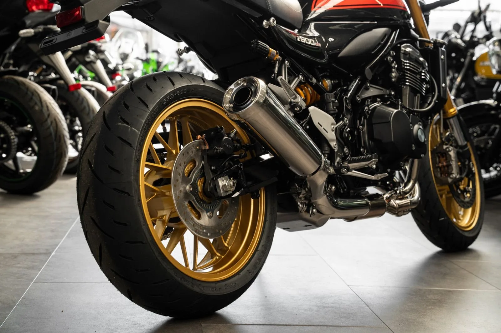Kawasaki Z900 RS SE