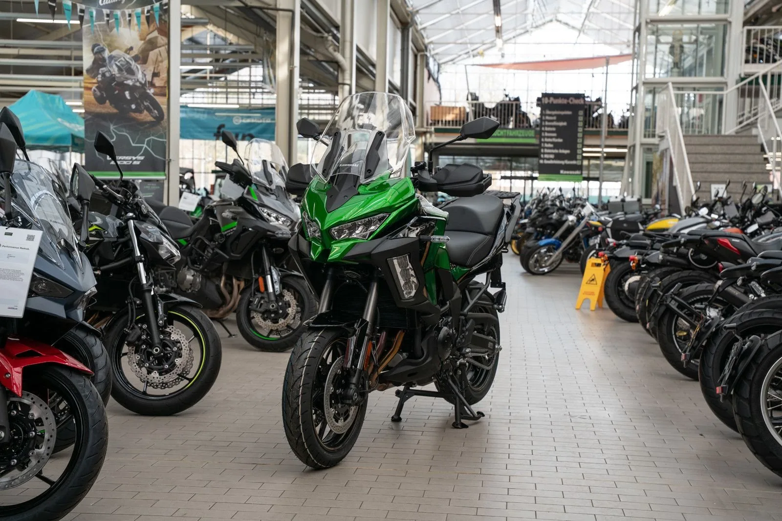 Kawasaki Versys 1100 SE