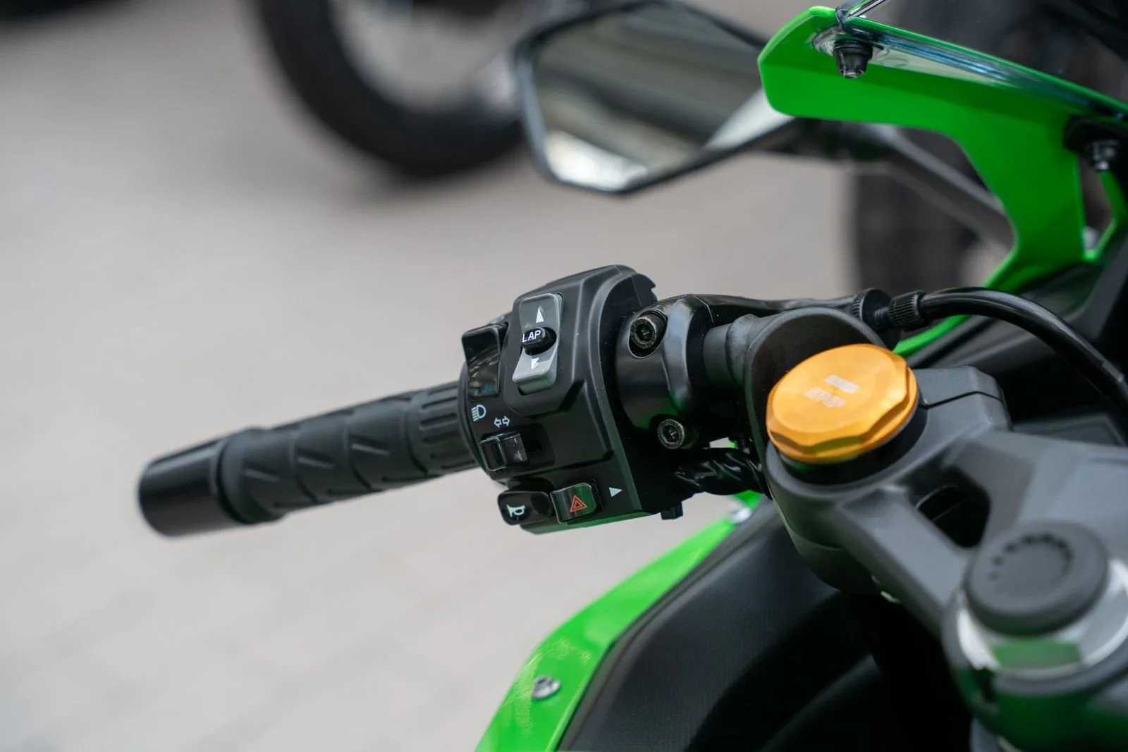 Kawasaki Ninja ZX-4RR