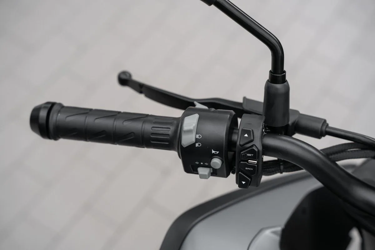 CFMOTO 125NK