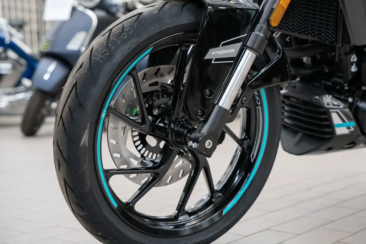 CFMOTO 125NK