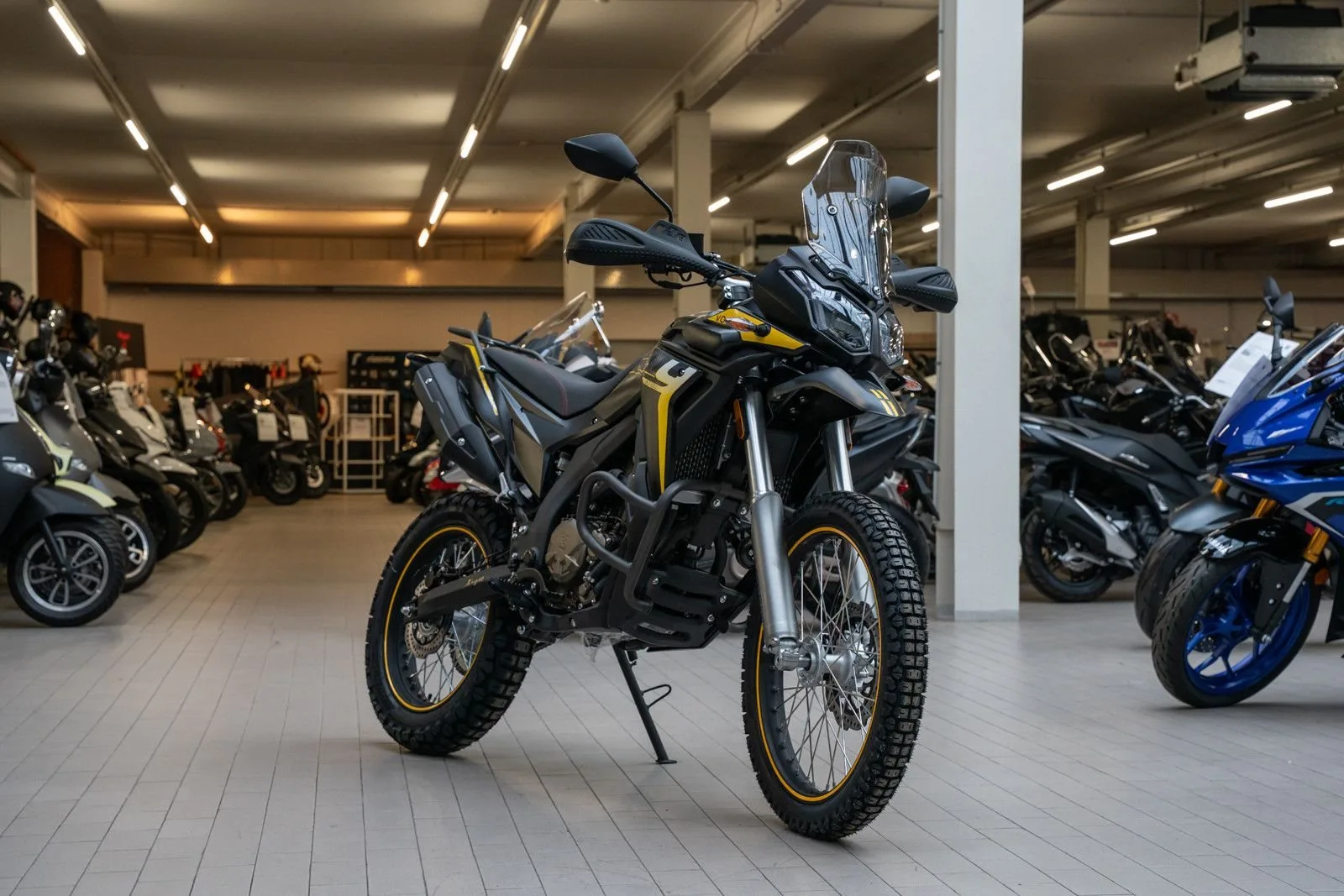 Voge 300 Rally