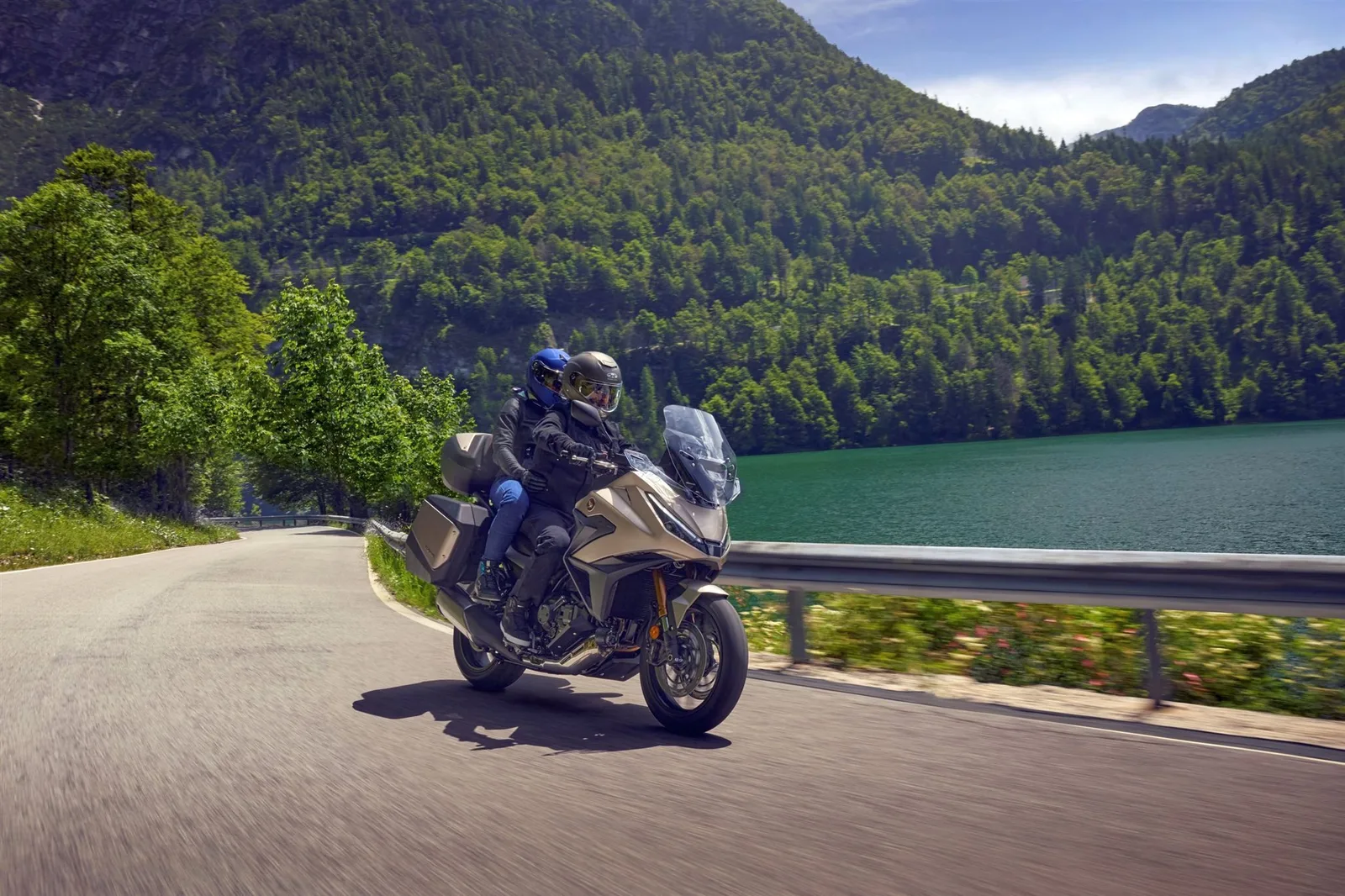 Honda NT1100