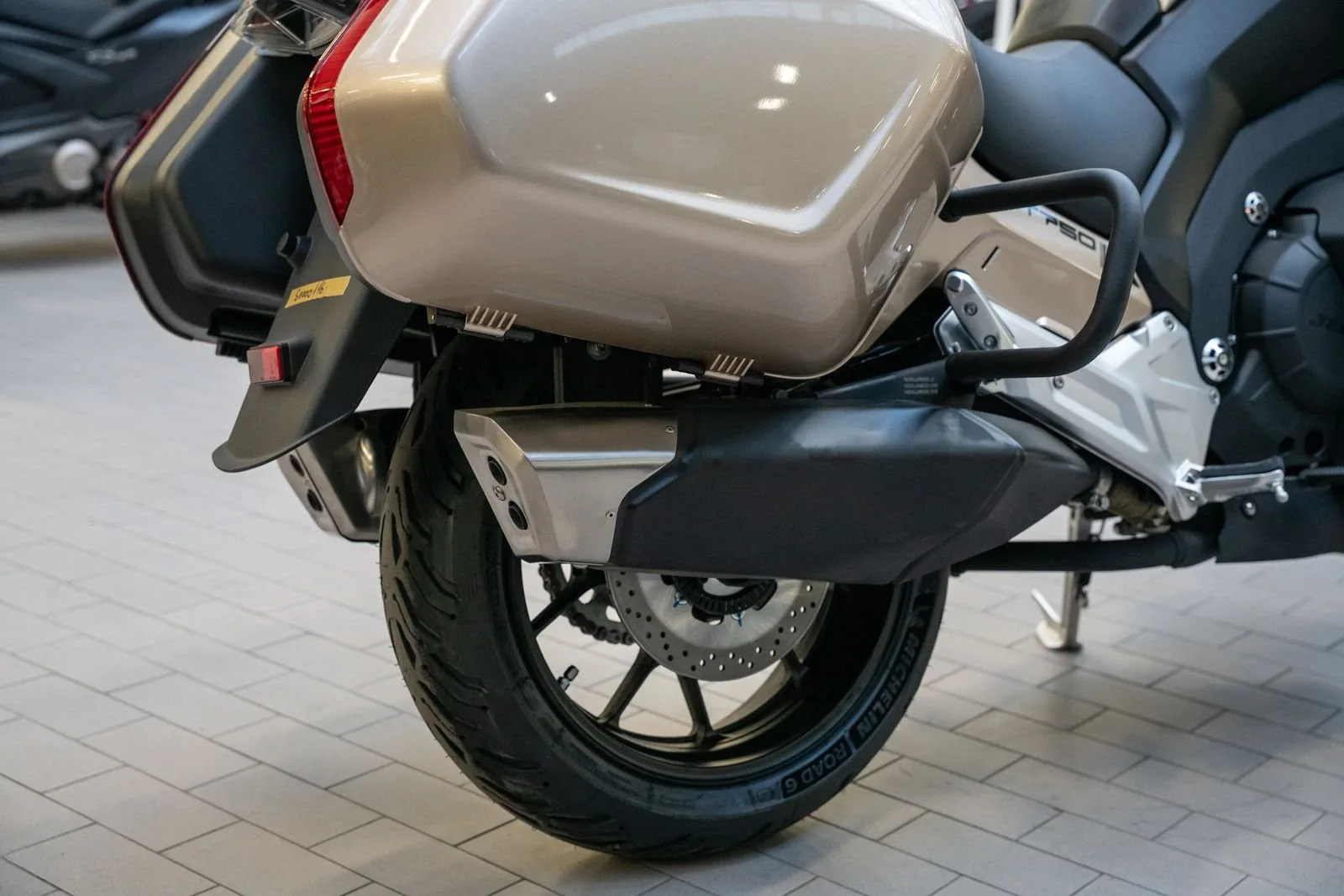 Mash Cafe Racer 125 Silver Edition