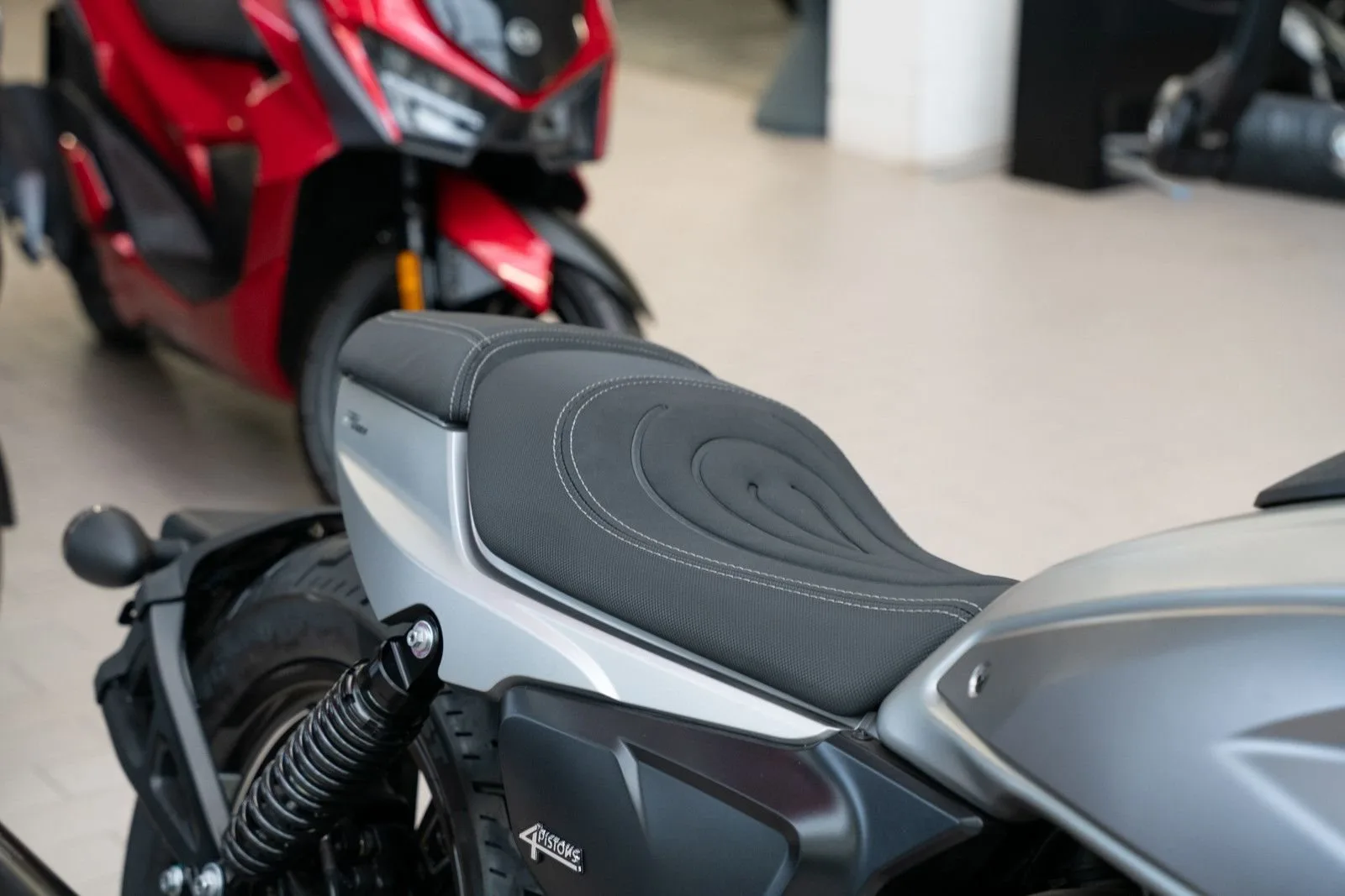 QJ Motor SRV 600V