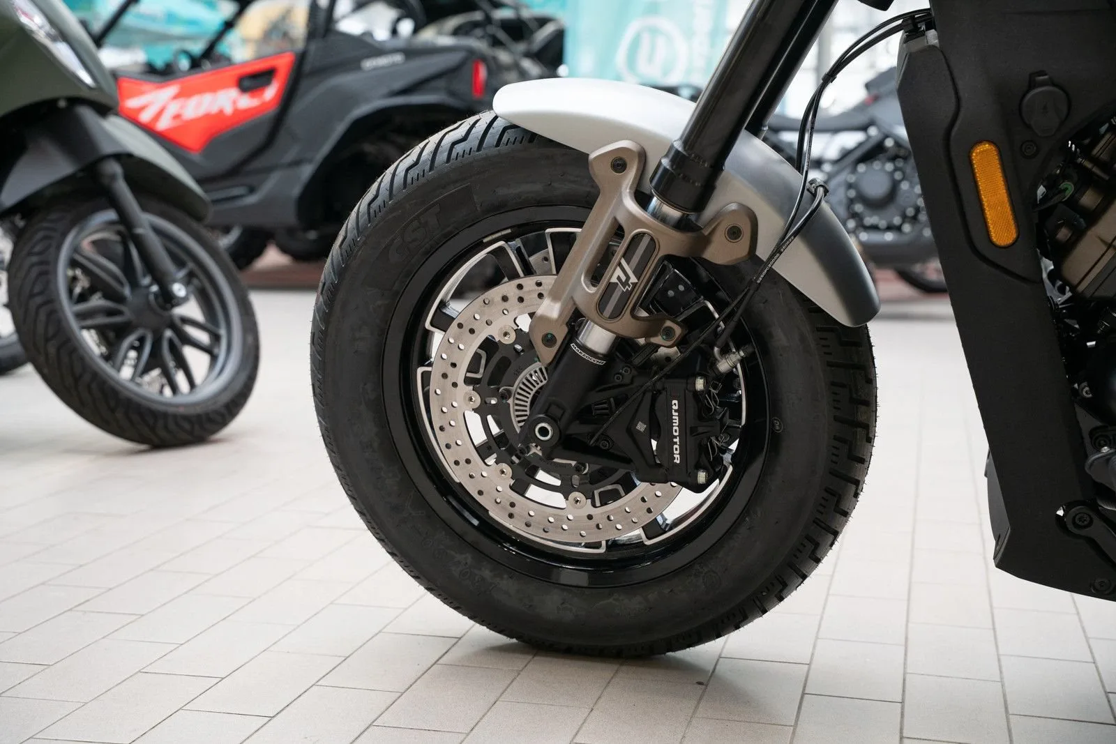 QJ Motor SRV 600V