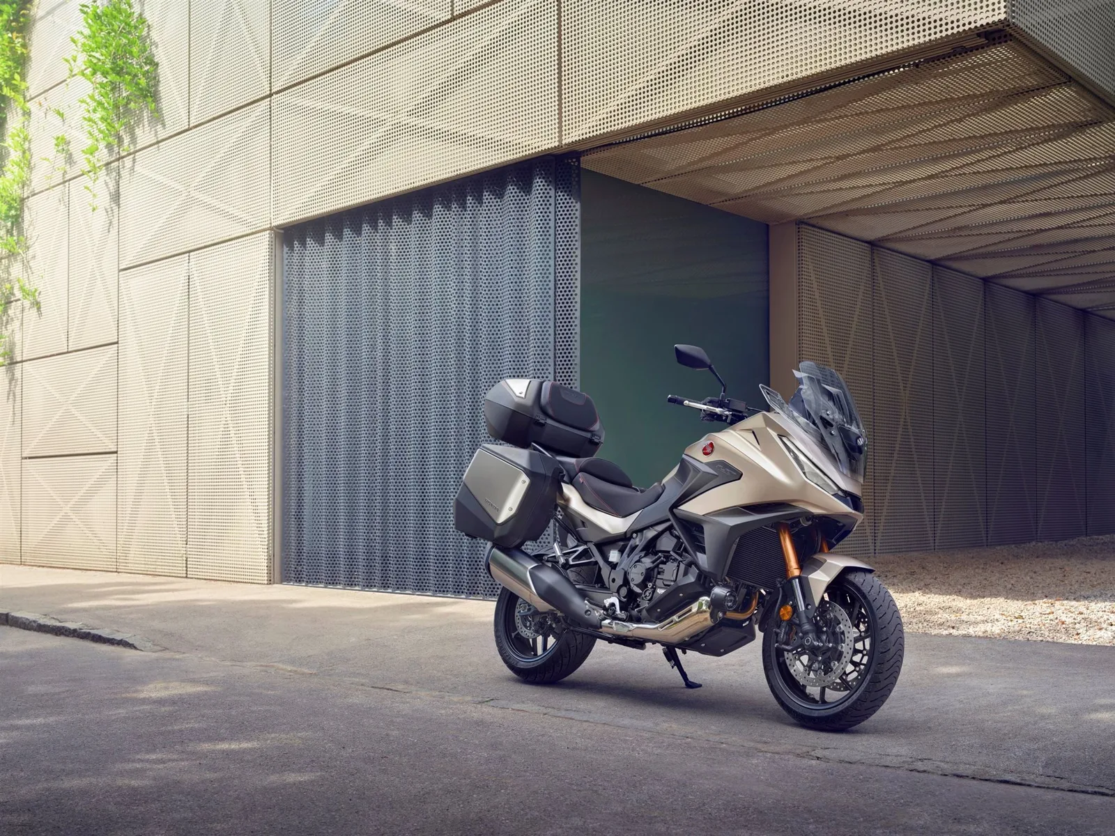 Honda NT1100