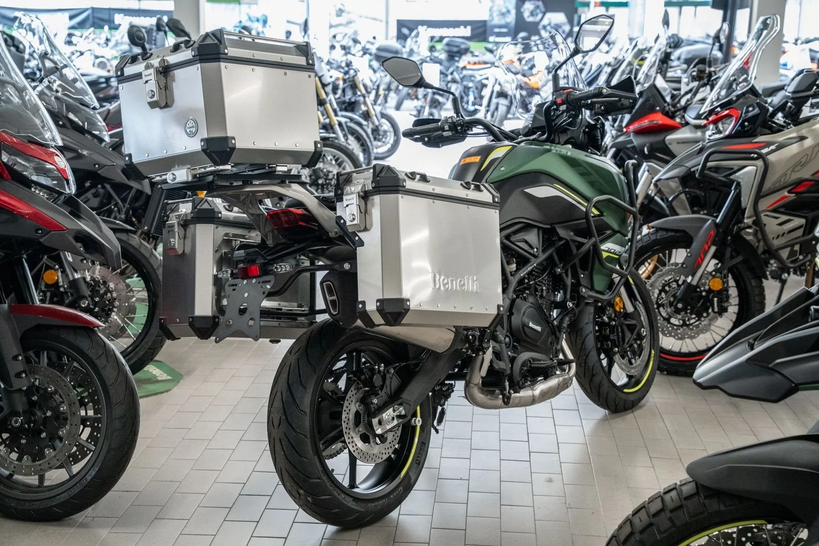 Benelli TRK 702