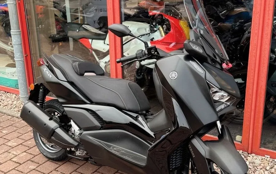 Yamaha XMAX 300 Tech MAX+