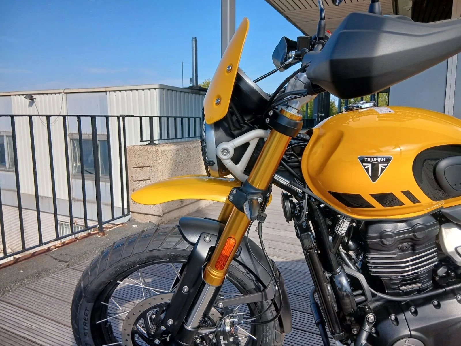 Triumph Scrambler 400 XC
