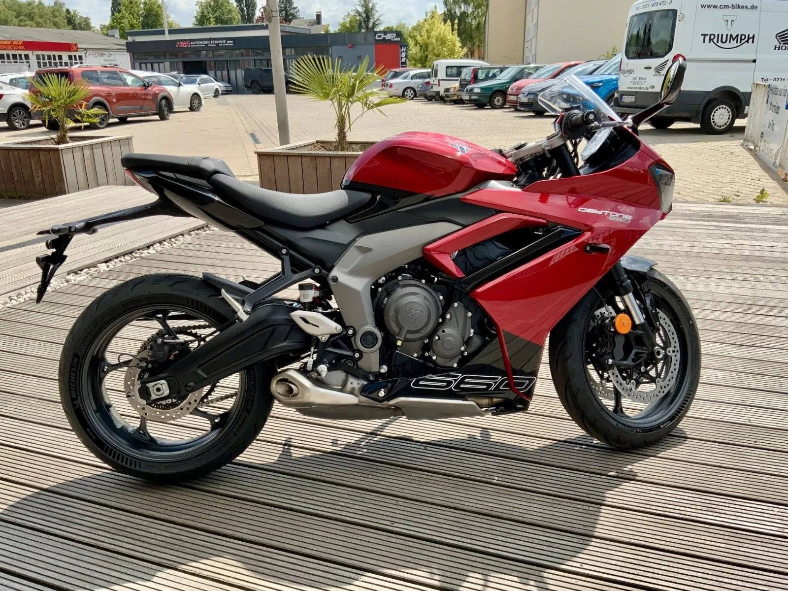 Triumph Daytona 660
