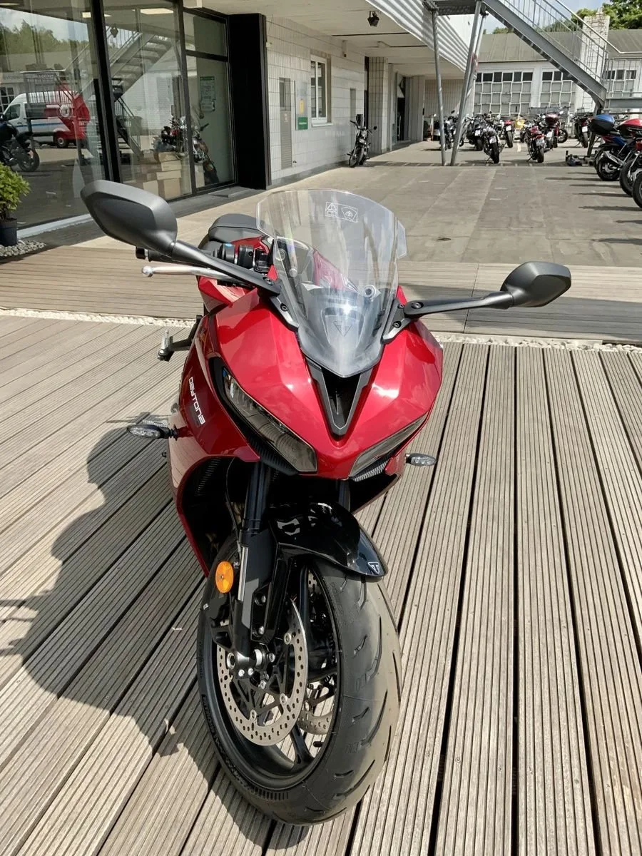 Triumph Daytona 660