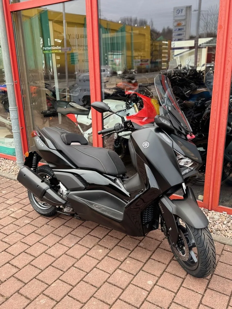 Yamaha XMAX 300 Tech MAX+