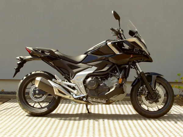 Honda NC750X # 6 Jahre Garantie # \*50/50 Finanzierung