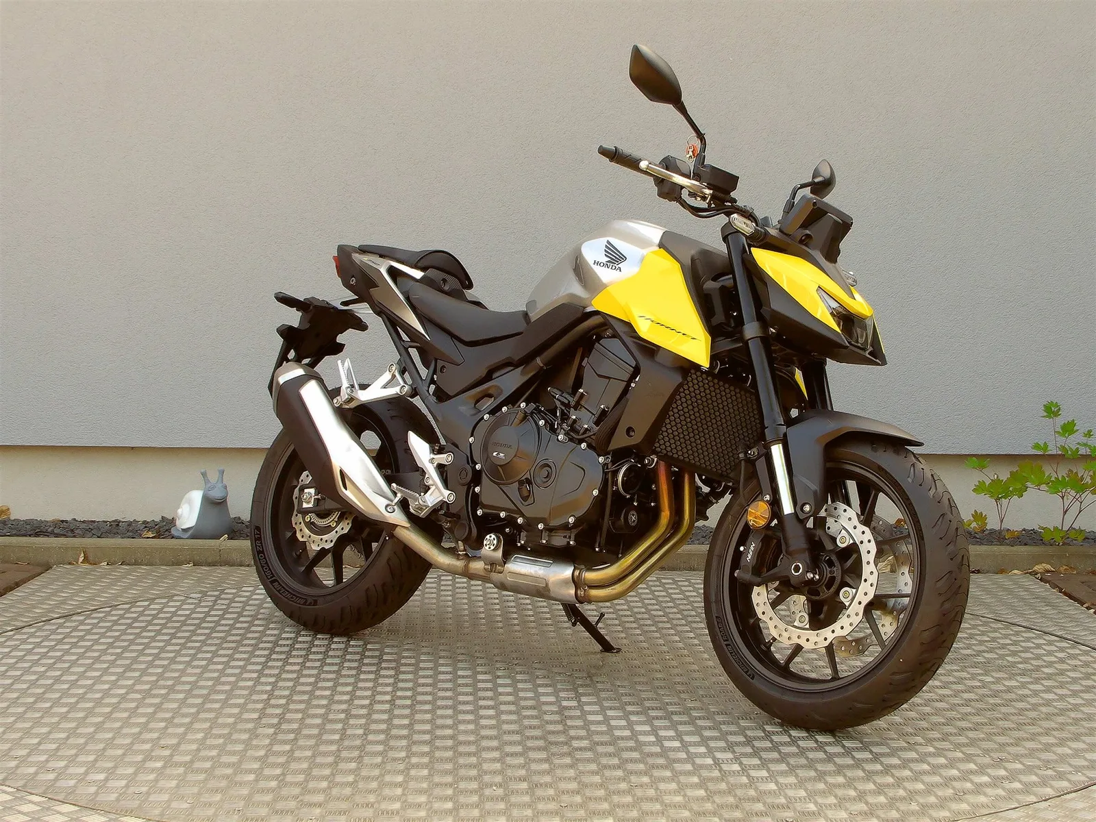 Honda CB750 Hornet