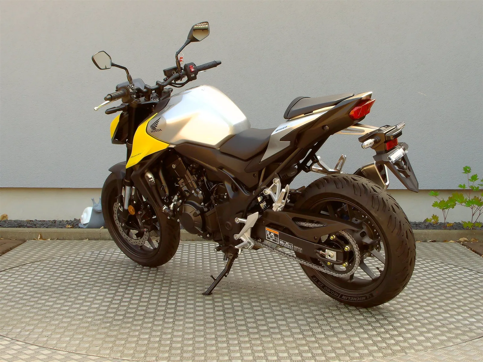 Honda CB750 Hornet