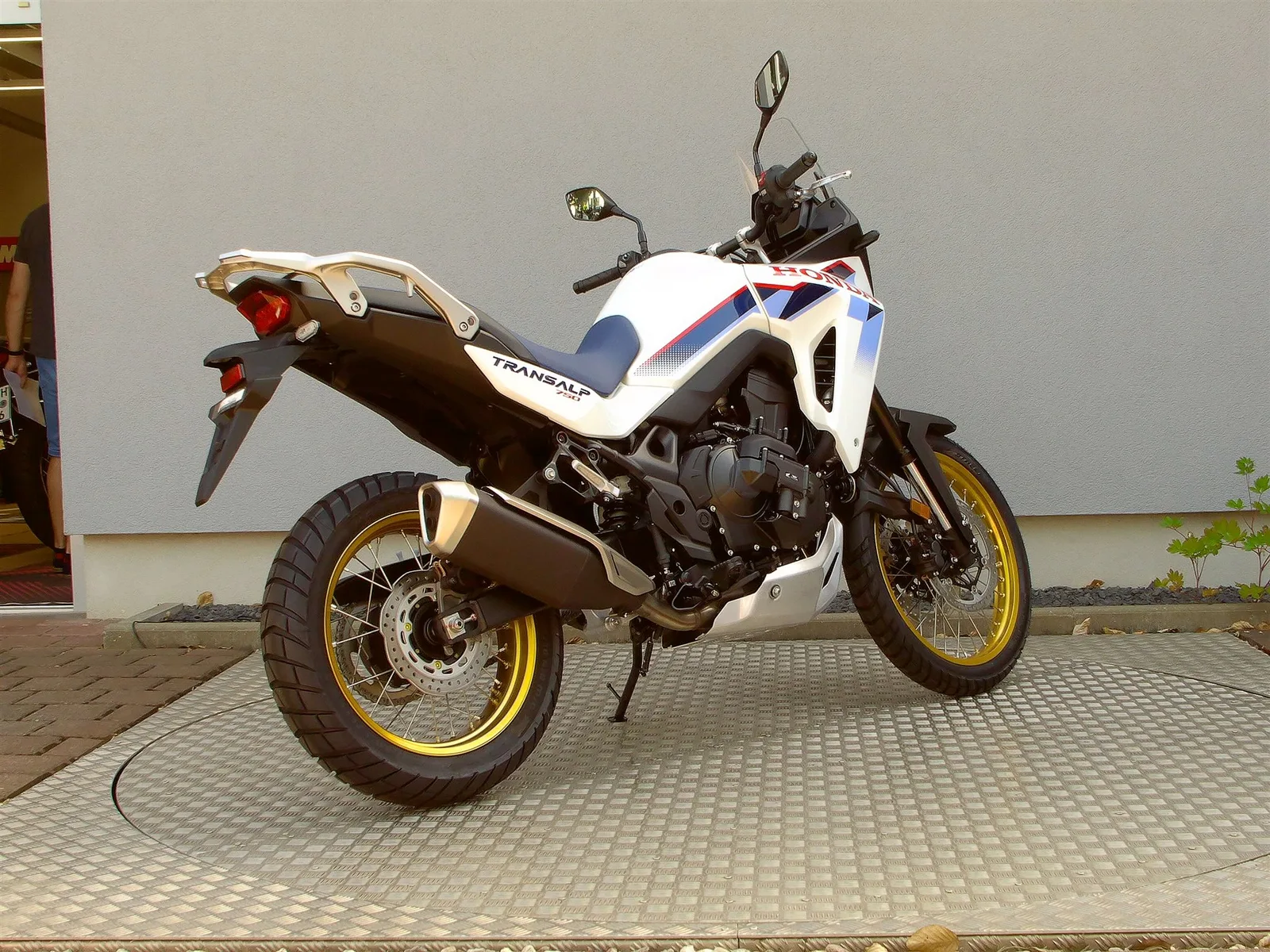 Honda XL750 Transalp E-Clutch # 6 Jahre Garantie # \*50/50 Finanzierung