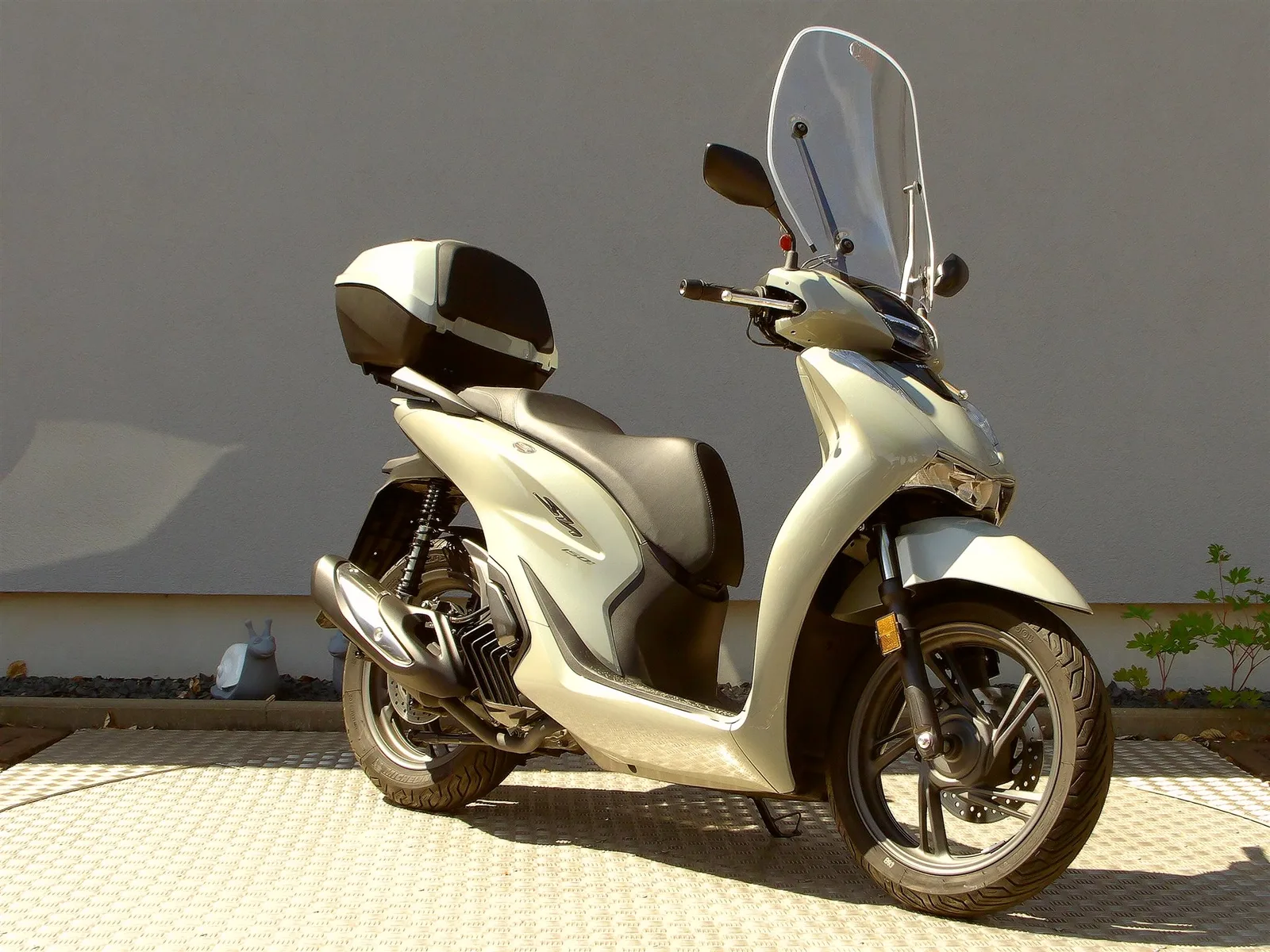 Honda SH150i inkl. Griffheizung & Windschild
